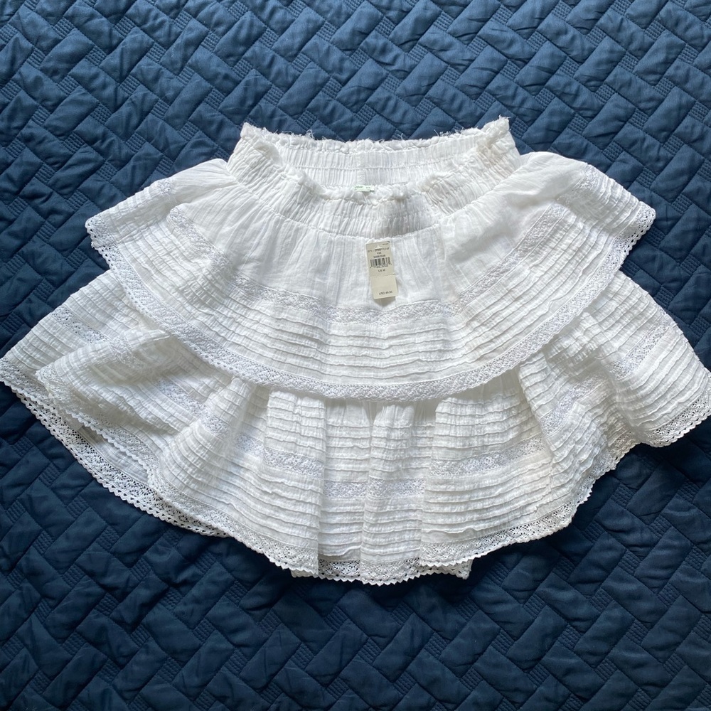 aerie white rock n ruffle mini skirt size medium